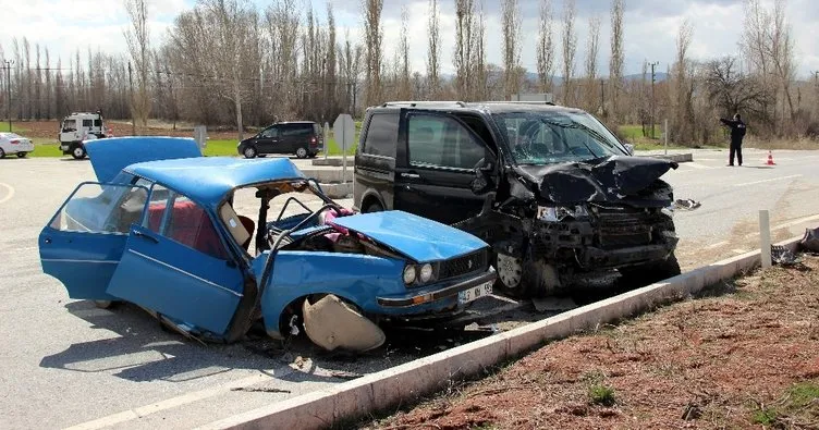 Kütahya’da feci kaza: 2 ölü, 2 yaralı