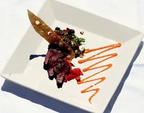 Dana Escabeche Kırmızı Biber Sos İle