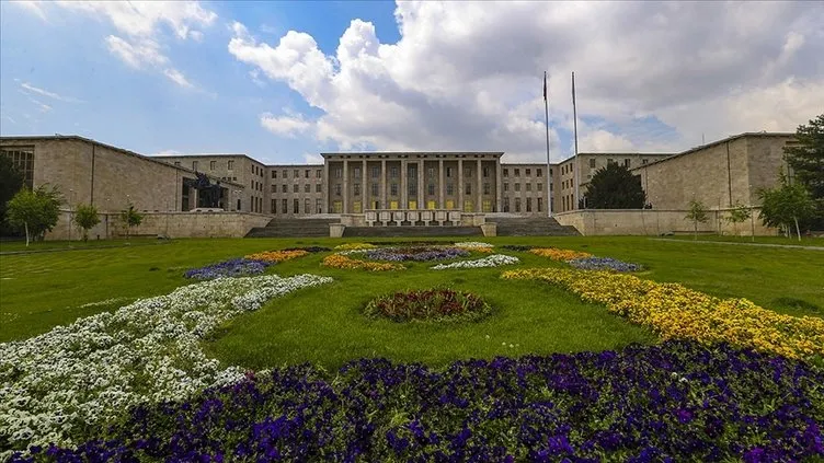 Son dakika: TBMM'de yeni dönem başlıyor! Bugün milletvekilleri yarın Başkan Erdoğan yemin edecek