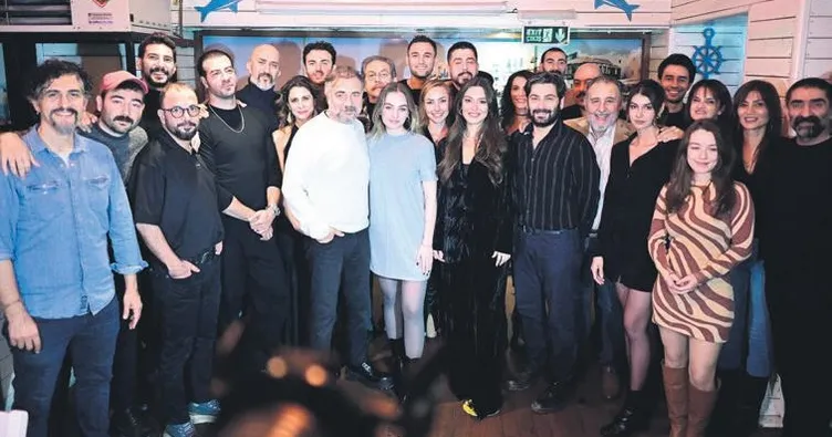 50’nci bölümü ve yeni yılı kutladılar