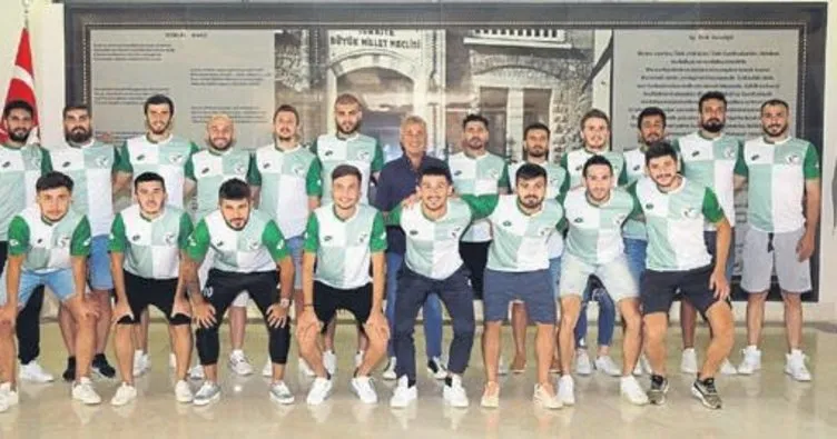 Manavgatspor, 14 yeni transferle BAL’ı istiyor