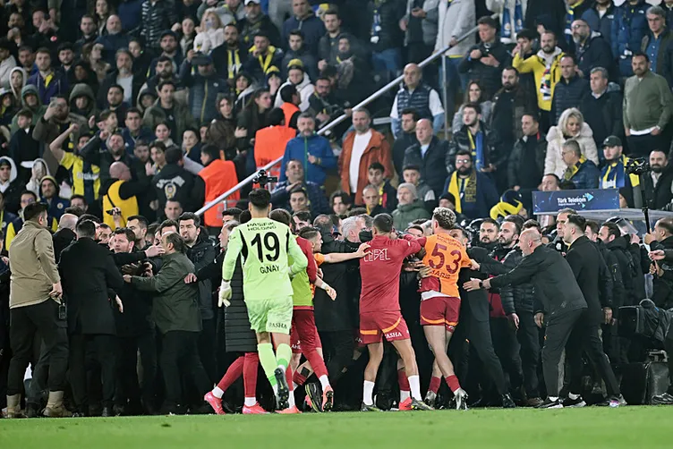 Son dakika haberi: Ahmet Çakar’dan Mourinho ve Okan Buruk için olay sözler: Büyük fiyasko oldu