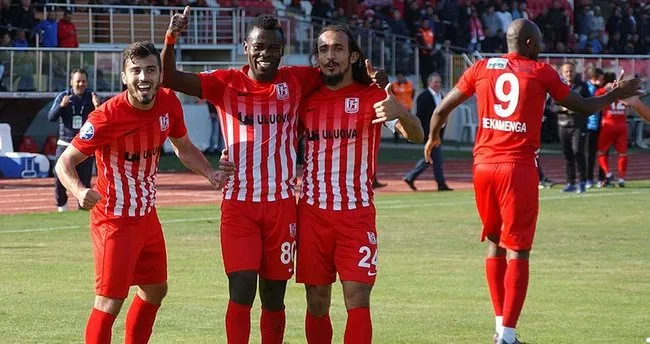 Balıkesirspor farklı kazandı