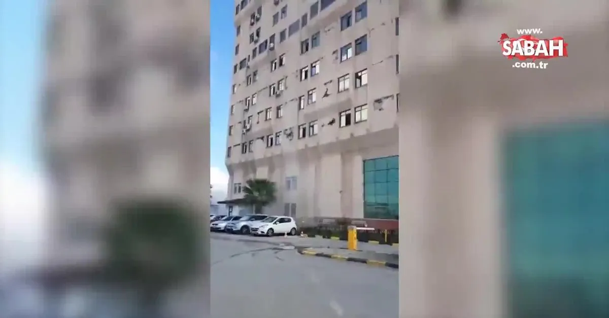 Son Dakika Izmir De Deprem Ani Izmir Depreminde Yikilan Binalar Boyle Goruntulendi Video Videosunu Izle Son Dakika Haberleri