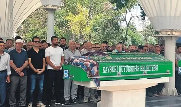 Bir aile toprağa verildi