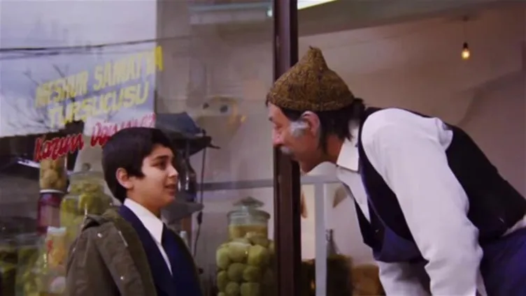 Neşeli Günler’in Tuncay’ını şimdi tanımak imkansız! Güzel gözleriyle hafızalara kazınan çocuk yıldız Necati Aslan’a yıllar acımadı...