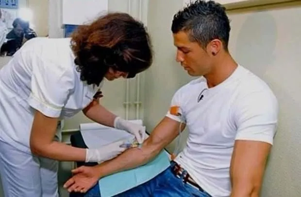 Ronaldo neden dövme yaptırmıyor?
