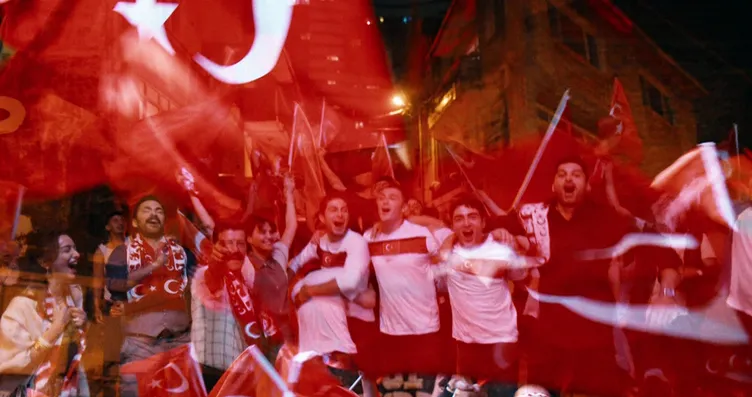 Altı Üstü İstanbul’dan milli takımımıza destek!