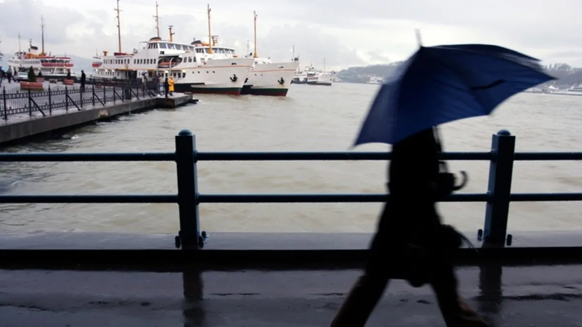 Hafta sonu hava nasıl olacak, bugün İstanbul’da yağmur yağacak mı? Meteoroloji uyardı: 12 ilde sağanak yağış bekleniyor!