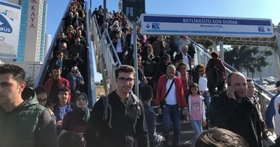 İstanbul Kitap Fuarı’na yoğun ilgi! Metrelerce araç kuyruğu oluştu