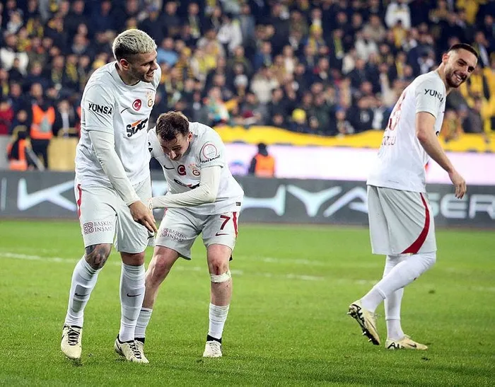 son-dakika-haberi-galatasaray-deplasmanda-ankaragucunu-3-0-maglup-etti-1708278770233.jpeg