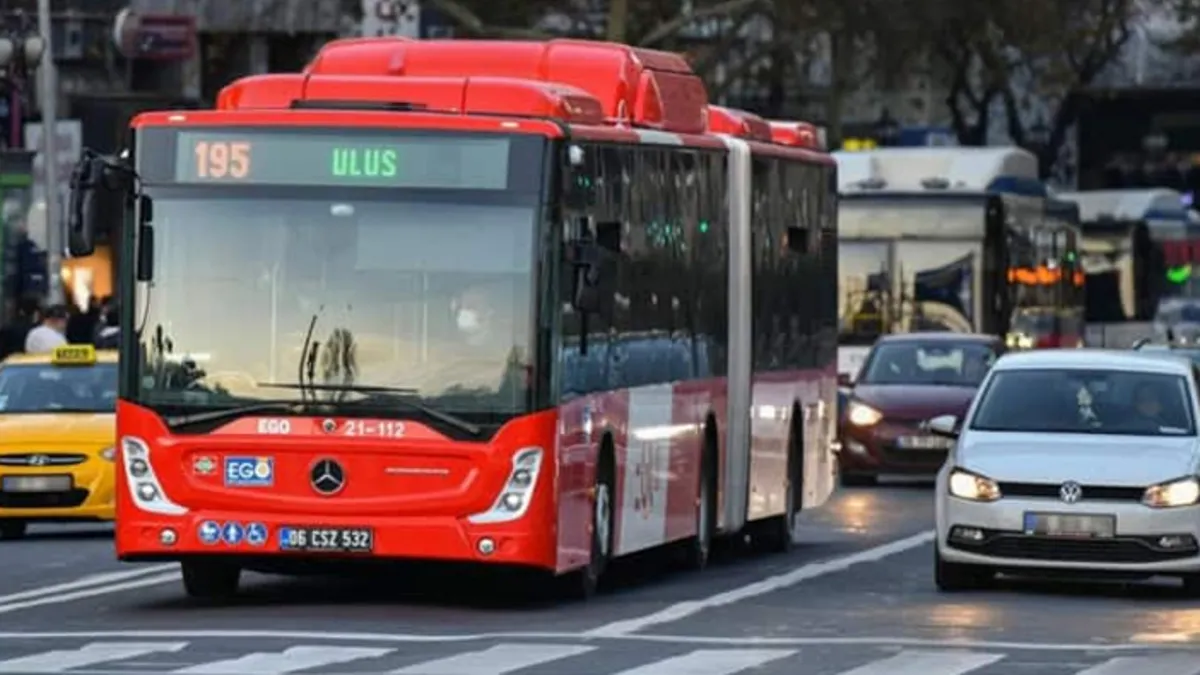 Başkentte bazı otobüs ve metro durakları kapatıldı Başkentte bazı otobüs ve metro durakları kapatıldı