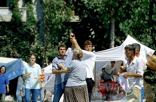 17 Ağustos 1999.. Türkiye'yi yıkan depremin acı görüntüleri