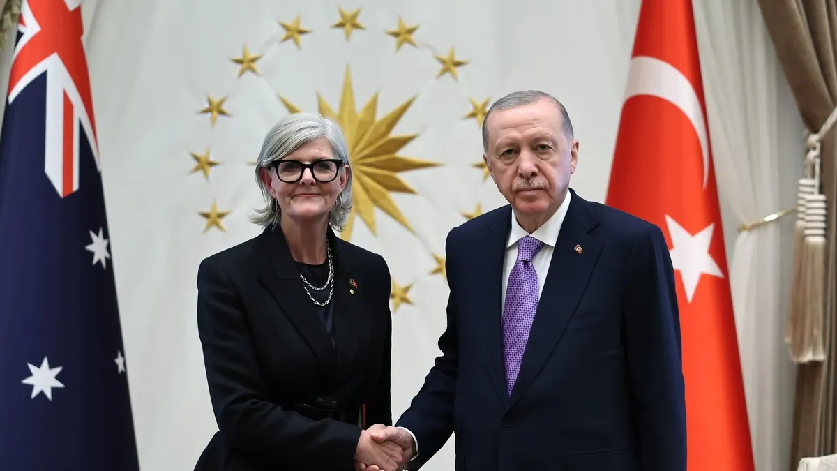 Başkan Erdoğan, Avustralya Genel Valisi Mostyn ile görüştü Başkan Erdoğan, Avustralya Genel Valisi Mostyn ile görüştü
