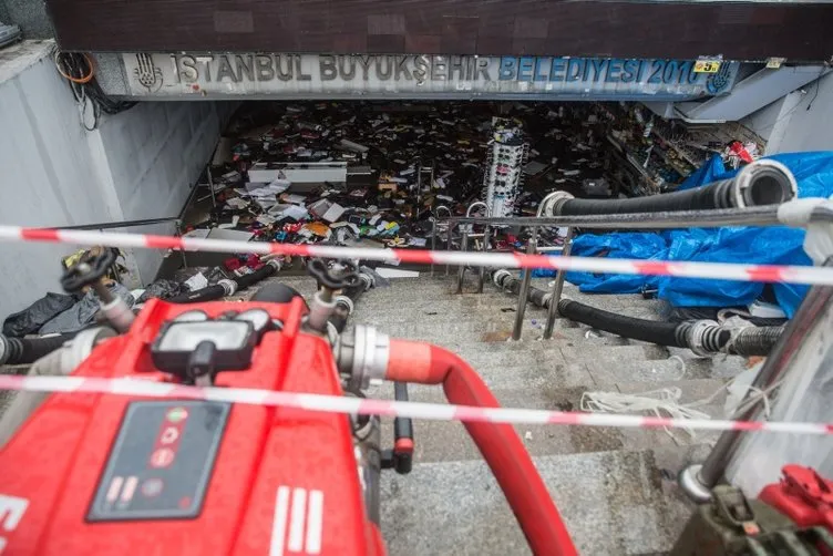 Eminönü'nde selin ardından son durum