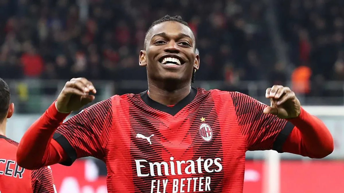 CANLI | Rafael Leao Galatasaray için geliyor! İşte İstanbul'a ineceği saati... haber görseli