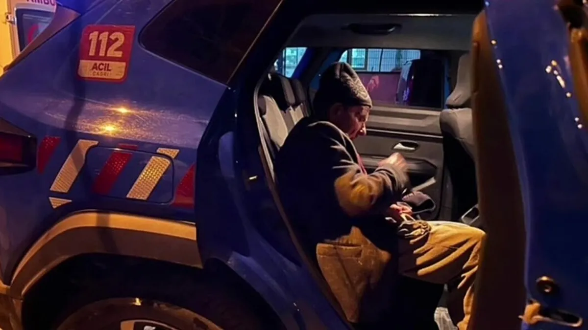 İzmir’de kaybolan yaşlı adam termal dronla bulundu İzmir’de kaybolan yaşlı adam termal dronla bulundu