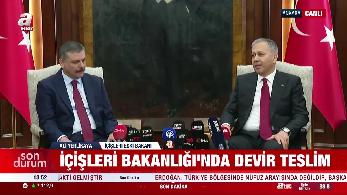 SON DAKİKA | İçişleri Bakanlığı’nda devir teslim töreni | Video videosunu izle SON DAKİKA | İçişleri Bakanlığı’nda devir teslim töreni | Video videosunu izle