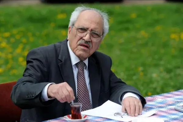 son-dakika-sezai-karakoc-hayatini-kaybetti-1637074090425.jpg Son dakika: Türk edebiyatının usta kalemi Sezai Karakoç hayatını kaybetti