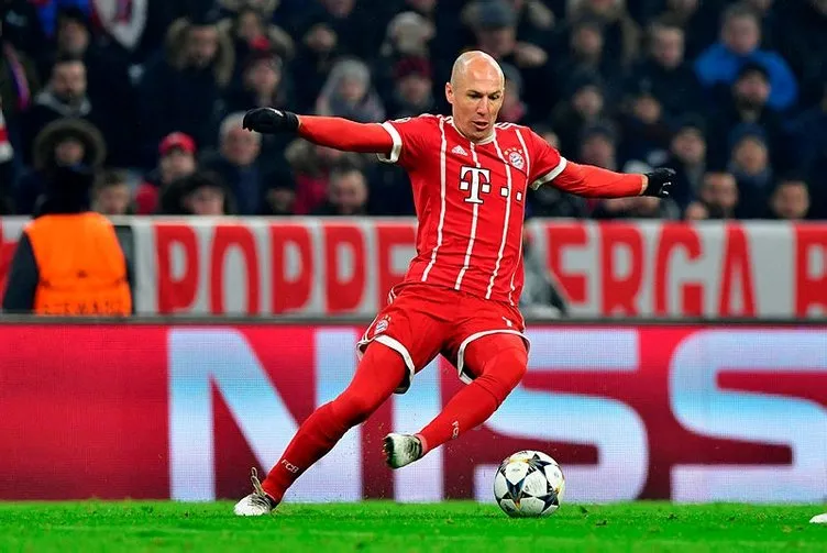 Robben geliyor!
