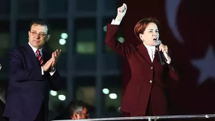 SON DAKİKA: Meral Akşener, ’Ahmaklık, geri zekalılık’ diyerek topa tutmuştu! CHP’den ilk yanıt geldi: Kadın kontrolden çıkmış...