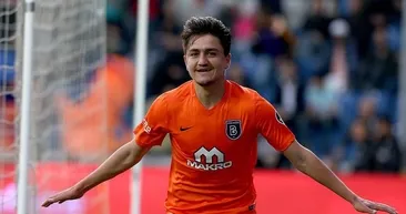 Cengiz Ünder sosyal medyayı salladı