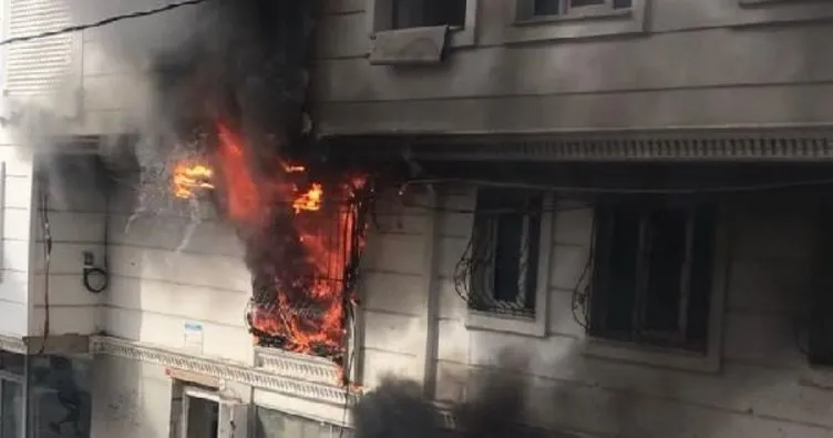 Esenyurt’ta korkutan yangın: 4 kişi hastaneye kaldırıldı!