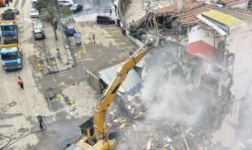 Vali Davut Gül: Dere yatağındaki yapılar yıkılıyor