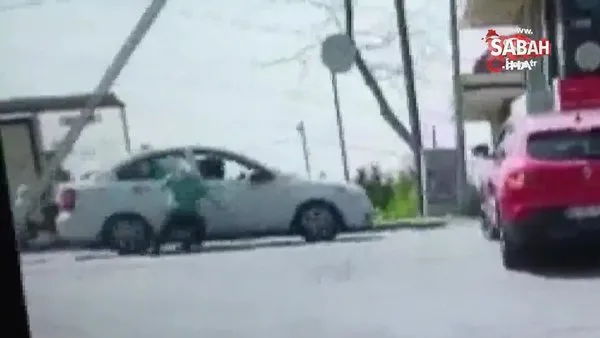 İstanbul Sarıyer'de feci kaza kamerada: Yolun karşısına geçerken araç çarptı | Video