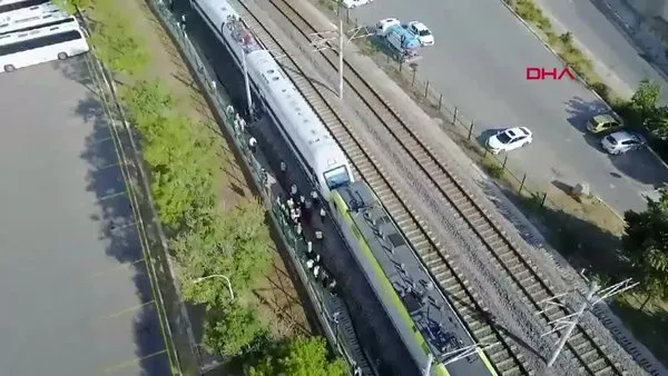 SON DAKİKA: İstanbul Tuzla'da facianın eşiğinden dönüldü! Kafa kafaya gelen iki tren kamerada