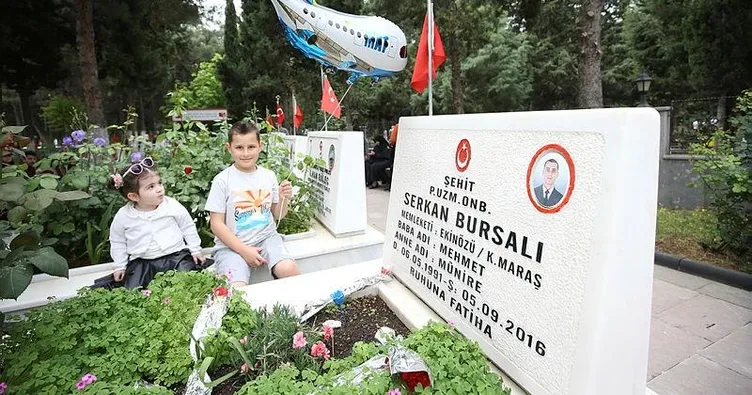 Şehidimizin yanındaysak mutluyuz