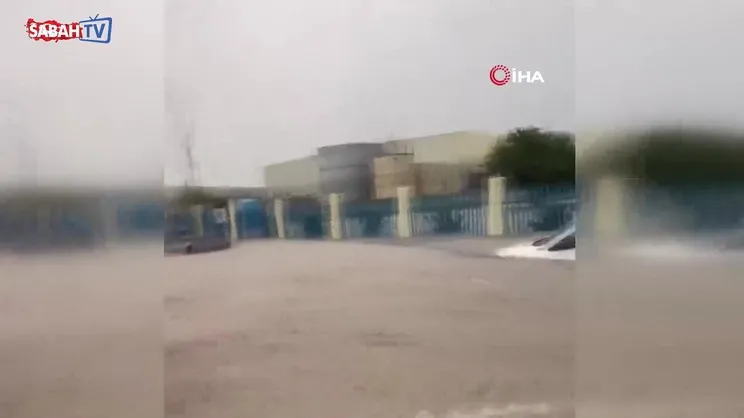 ABD-Meksika sınırında sel: 4 ölü | Video