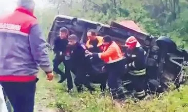 Panelvan devrildi: 3 kişi öldü