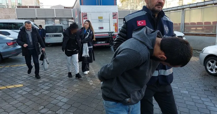 Yer Samsun! Sokakta gördükleri kadını adım adım takip ettiler: Bir anda boynuna sarılıp...