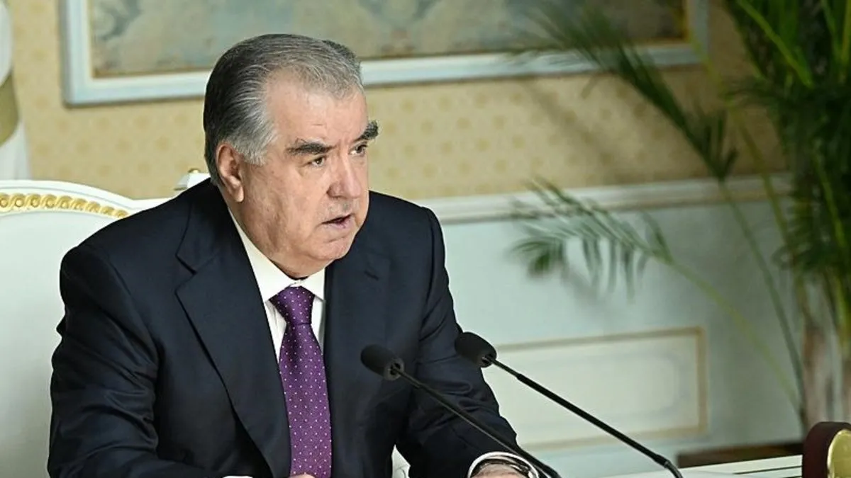 Ulusal kültüre aykırı kıyafetler yasaklandı Ulusal kültüre aykırı kıyafetler yasaklandı