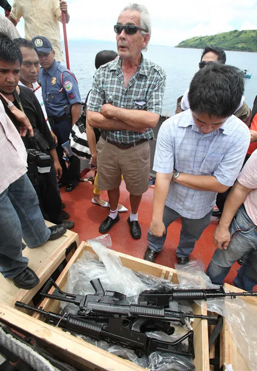 Filipinler'de Türk gemisine el konuldu
