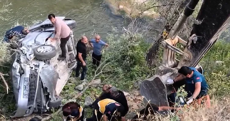 Tunceli’de feci kaza: 2’si ağır 5 yaralı!