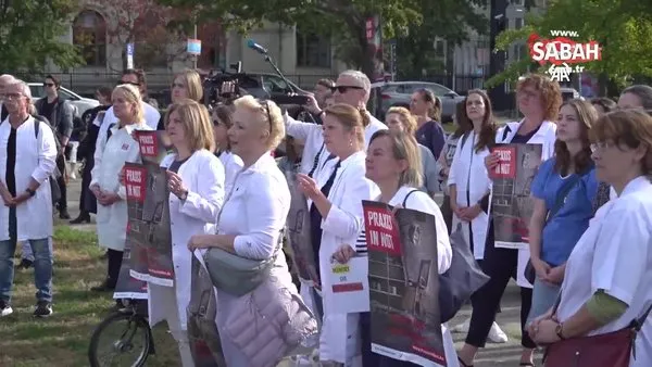 Almanya’da doktorlar, hükümetin sağlık politikasını protesto etti | Video