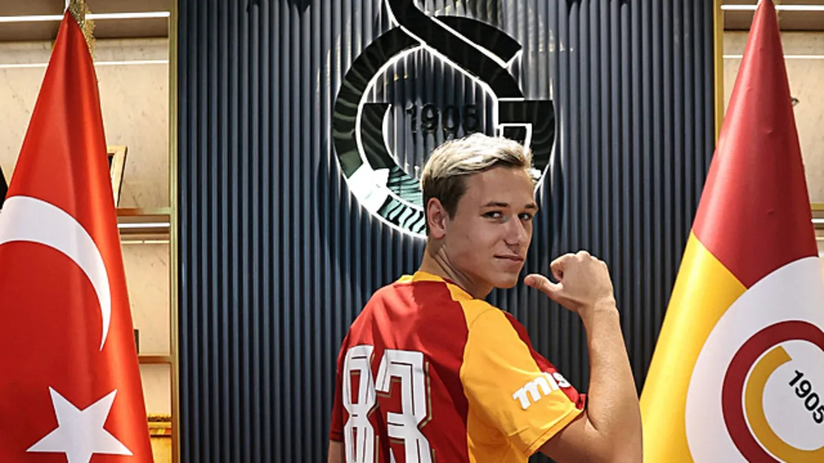 Aleksey Batrakov, Galatasaray'ın ilk Rus futbolcusu oldu