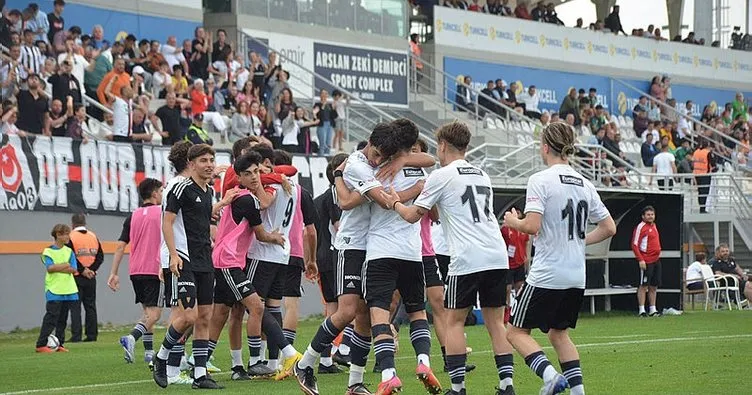 U16 Gelişim Ligi’nde şampiyon Beşiktaş