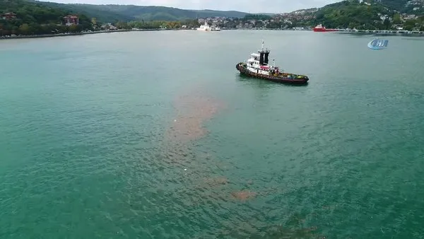 Çamura bulanan İstanbul Boğazı havadan görüntülendi