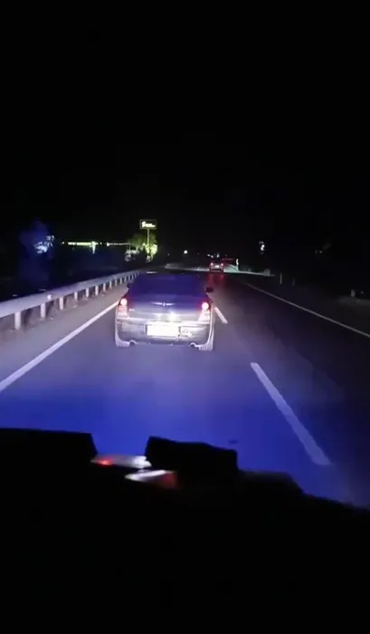 SON DAKİKA... Türkiye bu görüntüyü konuşmuştu: Antalya’da ambulansa yol vermeyen sürücü hakkında karar!