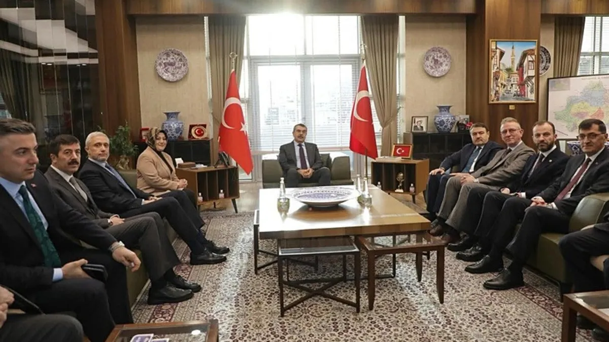 Milli Eğitim Bakanı Yusuf Tekin Kütahya’ya ziyarette bulundu Milli Eğitim Bakanı Yusuf Tekin Kütahya’ya ziyarette bulundu