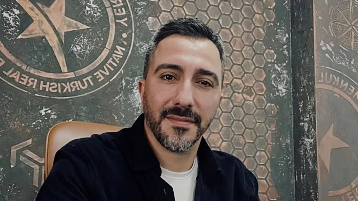 Emlakçıda dehşet: İş yeri sahibini öldürüp canına kıydı! Emlakçıda dehşet: İş yeri sahibini öldürüp canına kıydı!