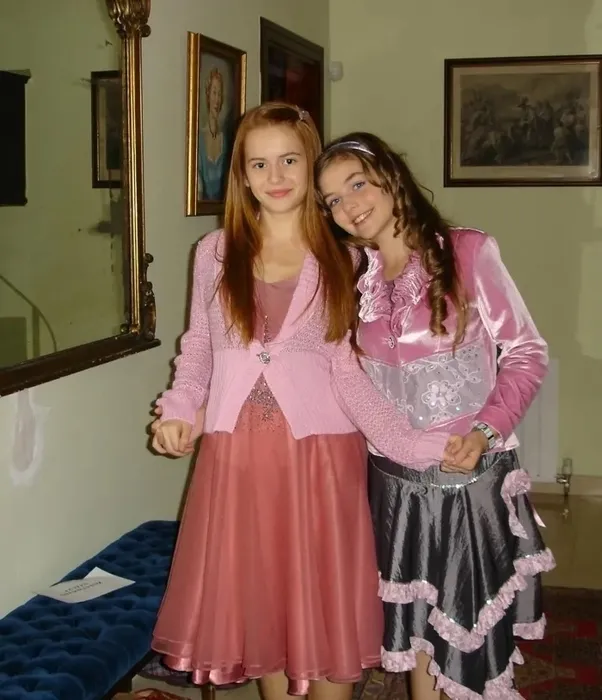 Selena’nın masum ablası Selin’di... Cansu Demirci’nin yıllar sonraki hali gündem oldu! Güzelliğinden hiçbir şey kaybetmemiş...