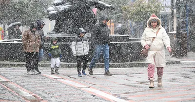 İSTANBUL’A KAR YAĞACAK MI? Meteoroloji yeni hava durumu raporunu yayınladı! Beklenen kar yağışı...
