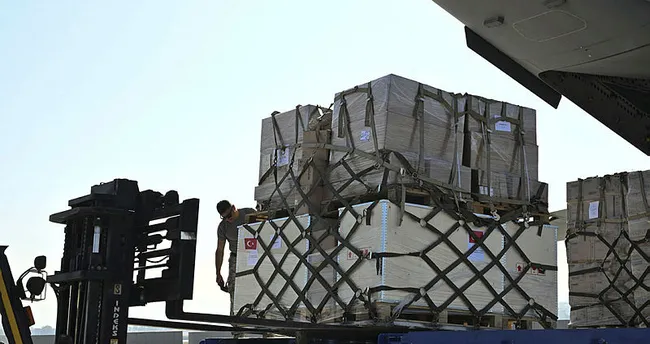 Türkiye'den Gazze'ye yardım! 2 uçak daha havalandı Türkiye'den Gazze'ye yardım! 2 uçak daha havalandı