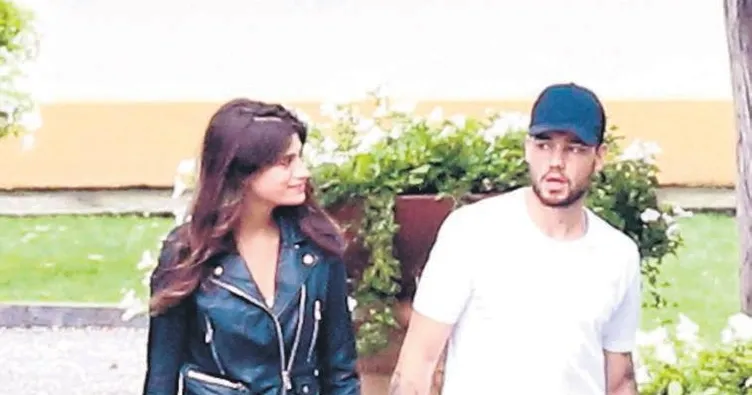 Yeni sevgilisiyle el ele