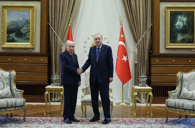 sondakika-baskan-erdogan-mhp-lideri-bahceli-gorusmesi-basladi-1786015672506.jpg