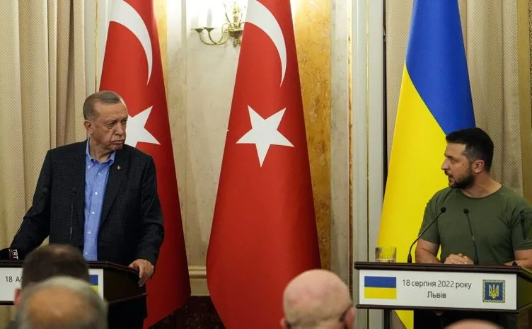 Dünya, Ukrayna’daki tarihi zirveyi konuşuyor: Ara buluculuk rolünü üstlenebilecek tek lider Erdoğan
